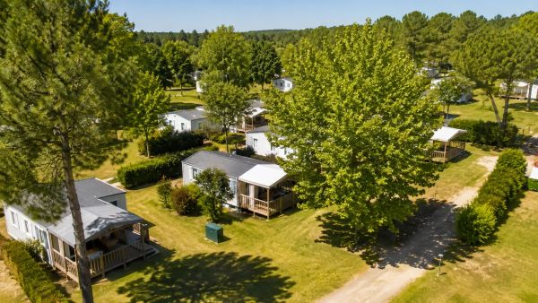 Choisir les meilleurs campings en Vendée pour des vacances inoubliables en famille